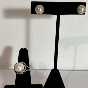 Pearl ring and earring set creamy luster in color not sure of the metal